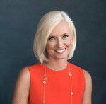 Carolyn Everson Headshot